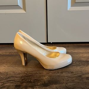 Massini tan pumps size 8.5